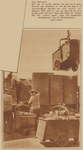 873677 Afbeelding van het transport van steenkool voor de stoomlocomotieven bij de locomotievenloods op het Centraal ...